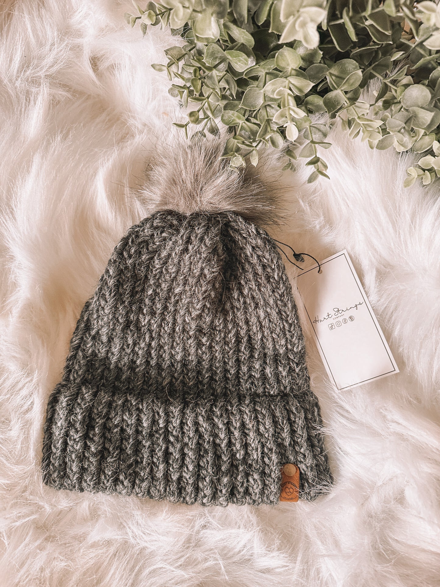Hart Strings Knit Toque - Charcoal