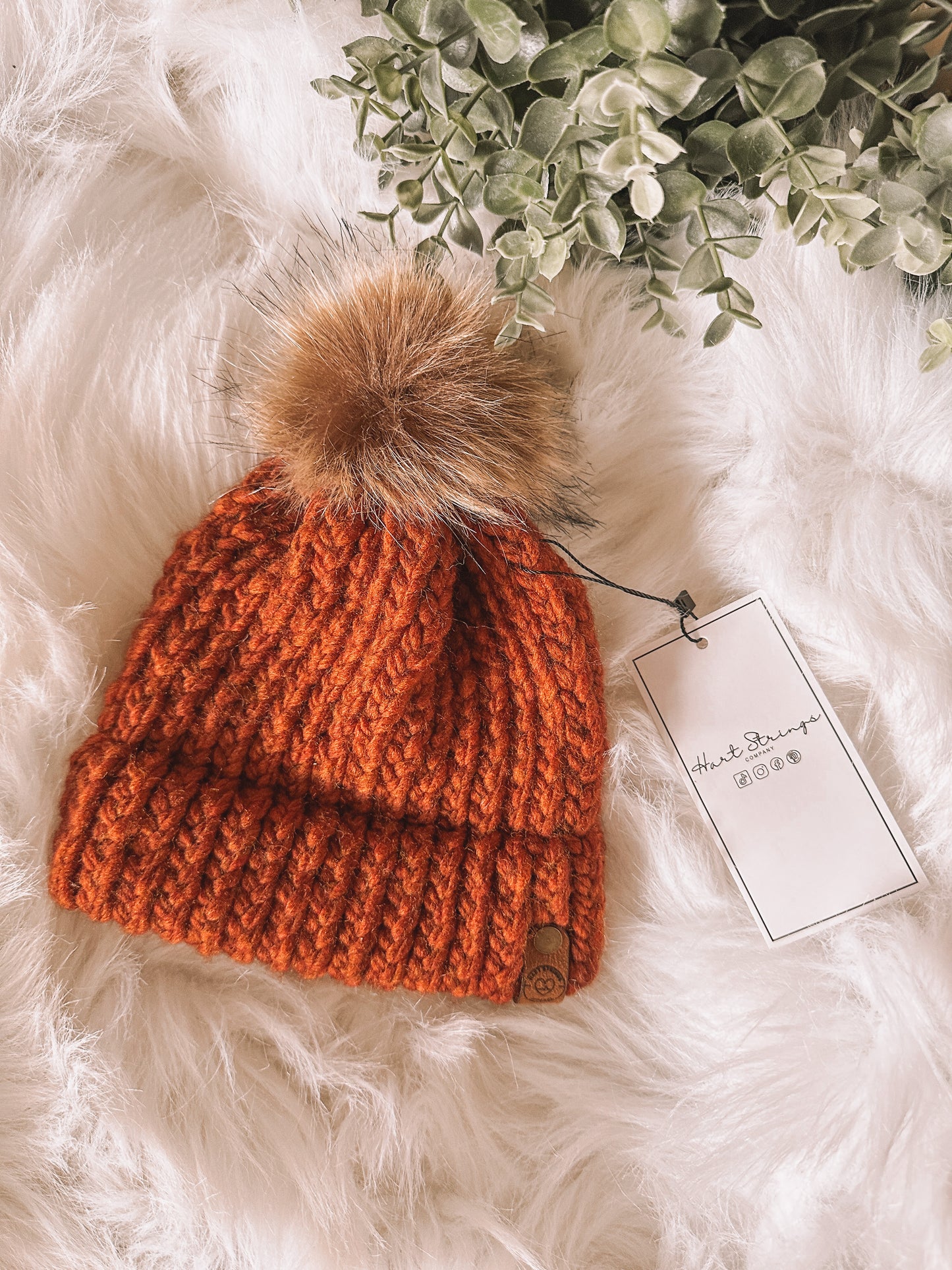 Hart Strings Knit Toque - Rust