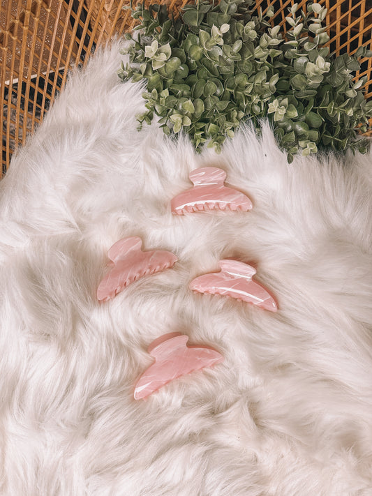 The BRUNETTE Label The Marble Claw Clip - Bubblegum