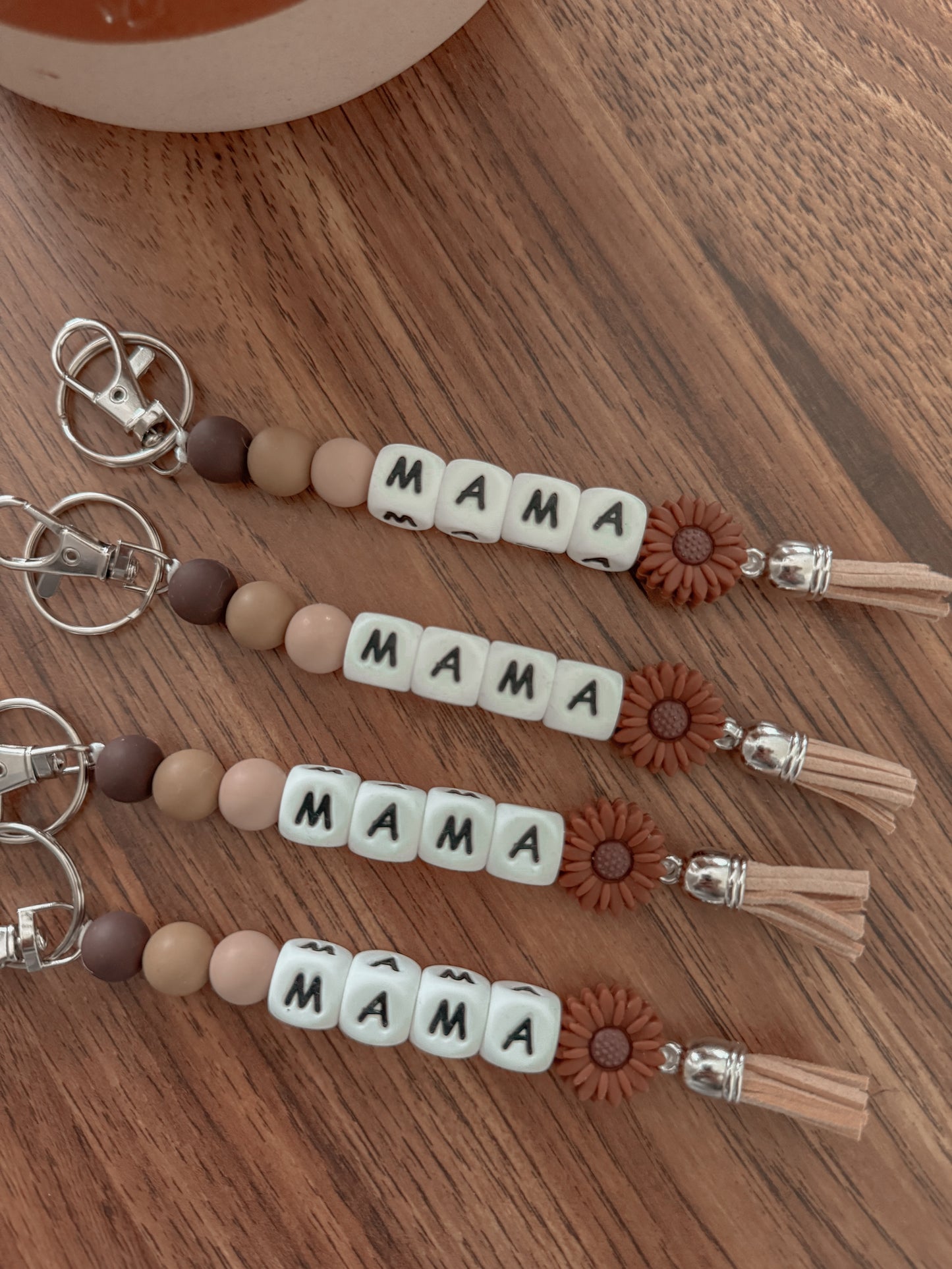 Hart Strings Keychain - Mama Dark Brown